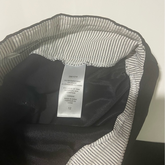 Cropped black dress pants size 12 - Picture 2 of 5